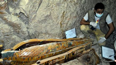 Six Mummies Discovered In Ancient Tomb Near Egypt S Luxor