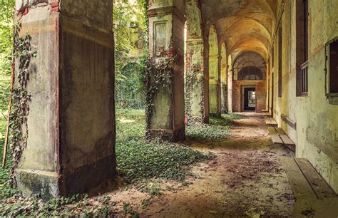 Gina Soden Captures The Beauty Of Europes Derelict Buildings