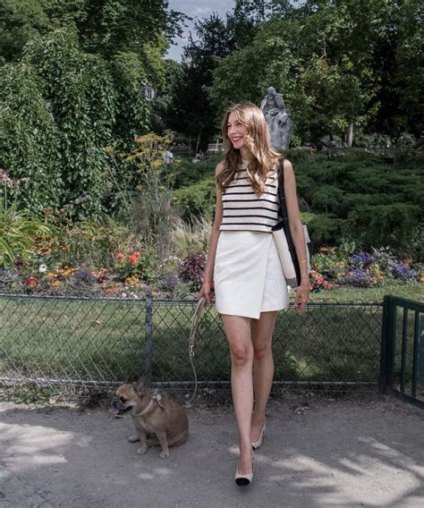 N Ng H Gay G T Ch Ng Th C N B C Qu C M C P V I Th I Trang D T Kim