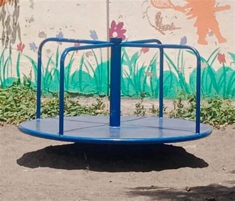 Mild Steel Outdoor Playground Merry Go Round Size X X Feet Lxwxh