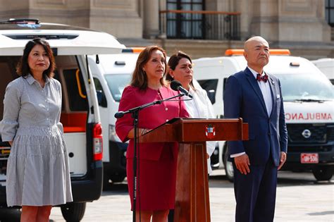 Boluarte insta al Congreso de Perú para que decida sobre adelanto de