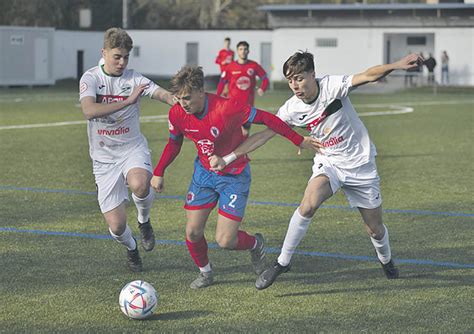 Pabellón y UD Ourense con margen de mejora