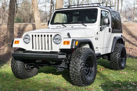 Modified 2006 Jeep Wrangler X 6 Speed For Sale On Bat Auctions Sold For 18 500 On March 10