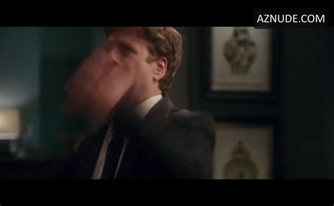 Gal Gadot Isla Fisher Lesbian Scene In Keeping Up With The Joneses Aznude