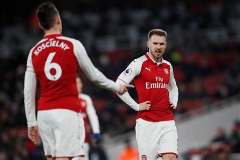 Arsenal Laurent Koscielny Et Aaron Ramsey Au Repos Contre Watford L