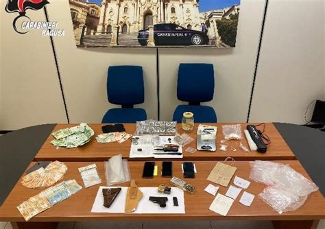 Modica Trois Personnes Arr T Es Pour Trafic De Drogue Dans La