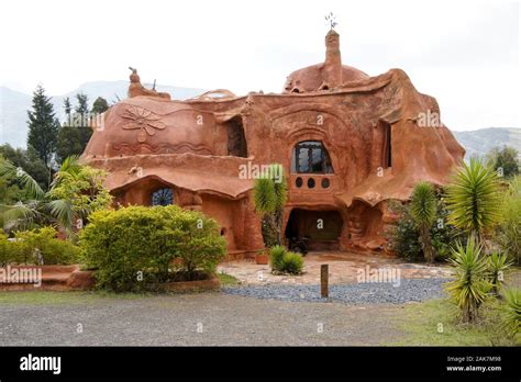 Terracotta exterior hi-res stock photography and images - Alamy