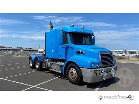 Buy Used Freightliner Freightliner Columbia Flx Day Cab Trucks In