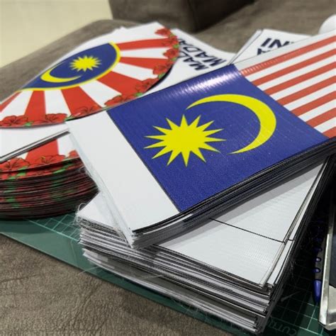 Bendera Kecil Hiasan Hari Kemerdekaan Malaysia Flag Bunga Raya Jalur