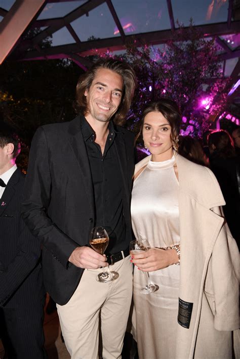 Photo Exclusif Camille Lacourt Et Sa Compagne Alice Detollenaere