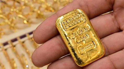 Gold Continues To Rise Sets New Record In Pakistan Pakistan Observer