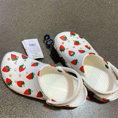 Strawberry Crocs S10 Brand New Crocs Cute Crocs Shoes Crocs Shoes