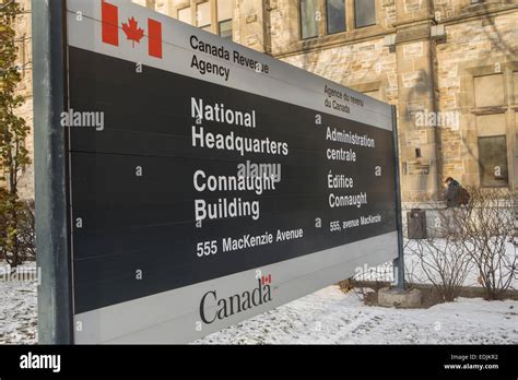 Canada revenue agency hi-res stock photography and images - Alamy