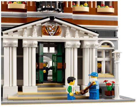 set database: LEGO 10224 town hall | ʞɔıןqqndǝɹ