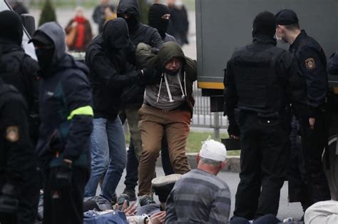 Bielorussia Nuova Domenica Di Repressione Violenta Delle Proteste