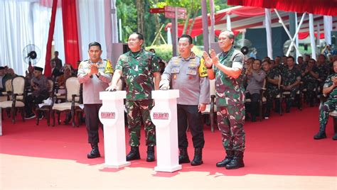 Kapolri Panglima Tni Hadiri Baksos Dan Deklarasi Pemilu Damai Kompak