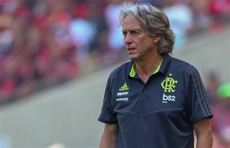 Jorge Jesus Renova O Flamengo Por Um Ano Rolando A Bola