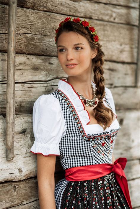 Dirndl Vreni Oktoberfest Outfit German Traditional Dress