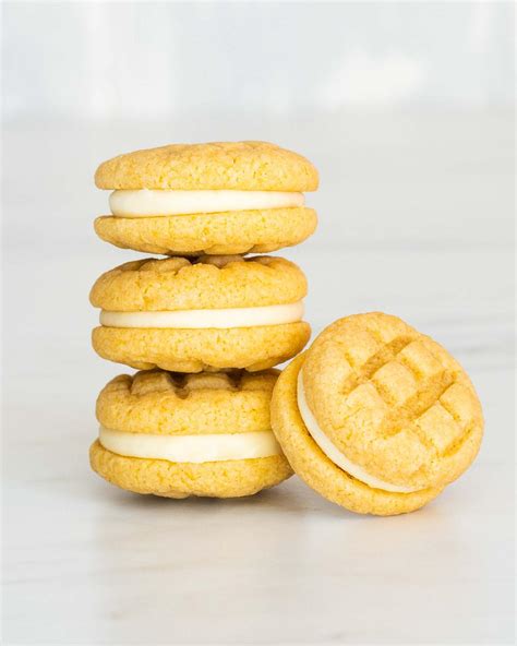 Custard Cream Biscuits Movers And Bakers