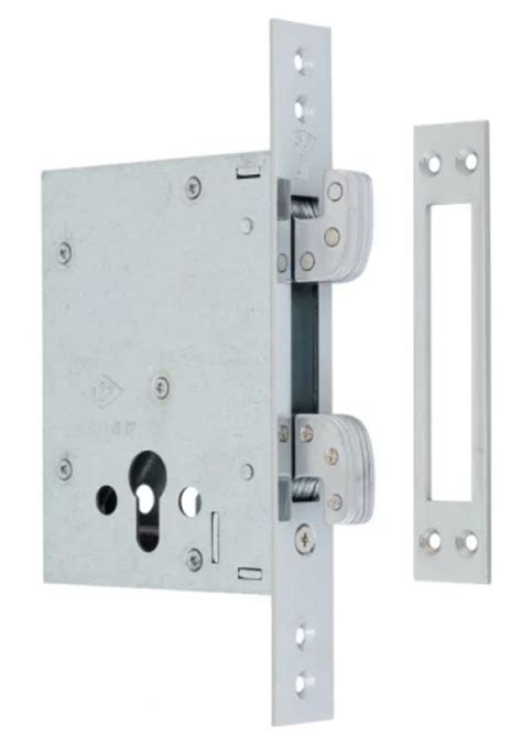 Замки додаткові Mul-t-lock купити за доступними цінами – Замочники.
