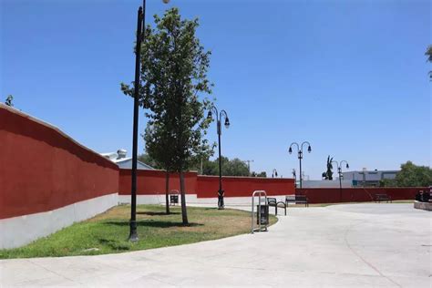 Plaza Juárez en el abandono a pesar de inversión para mejorar este