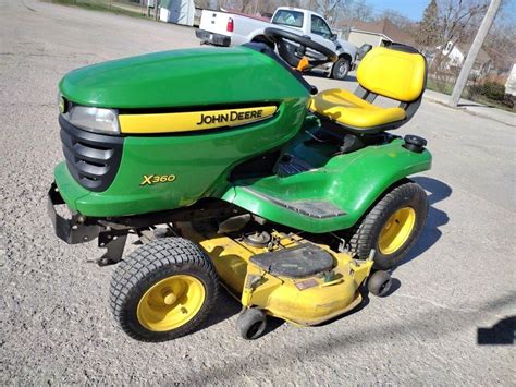 John Deere X360 Mower 48 In Deck See Below Live And Online Auctions On