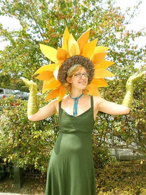 Sunflower Costume | Flickr - Photo Sharing! Love this headdress ...