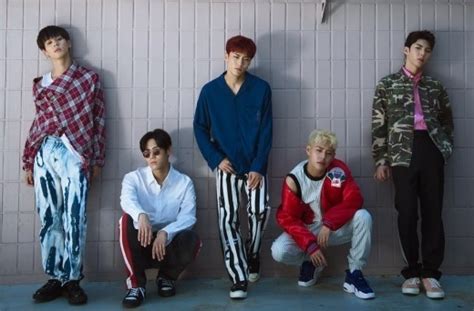 Imfact、新曲「only U」コンセプトフォトを公開高級スーツでロマンチックな男性に変身 Kstyle