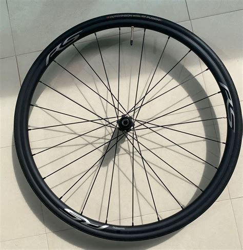 SHIMANO WH RS 370 DISC TUBELESS WHEELSET Sports Equipment Bicycles