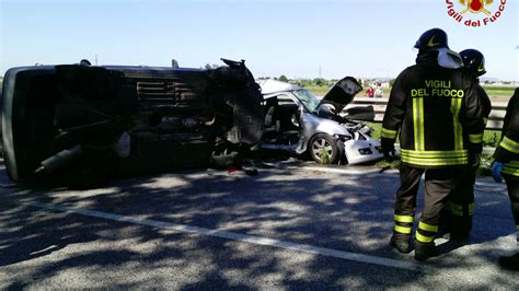 Incidente In Romea Muore Una Donna Foto Vigili Del Fuoco