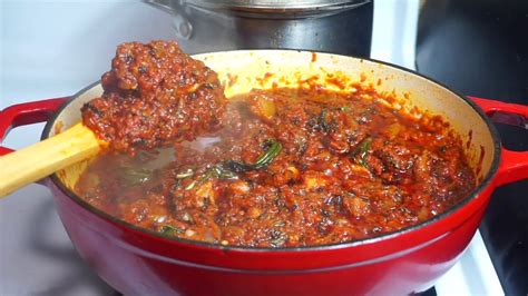 NIGERIAN STEW BEST BASIL GOAT MEAT STEW EVER SALSA PASTE