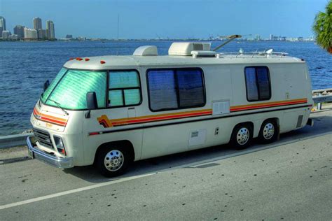 1976 Gmc Motorhome Exterior 001 Front Three Quarters Royale Gm Authority