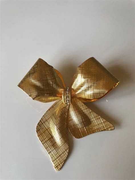 Vintage Large Gold Tone Bow Brooch Pin Textured Gold Tone Rhinestone