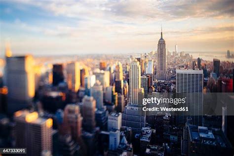 Tilt Shift New York City Photos and Premium High Res Pictures - Getty ...