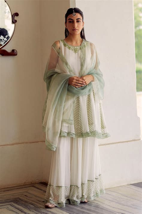 Buy Ivory Georgette Hand Embroidered Salli Round Kurta Sharara Set For