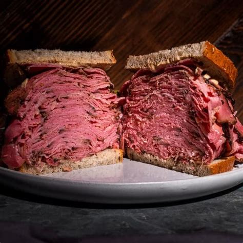 Carnegie Deli New York Pastrami Sandwich Kit Pastrami