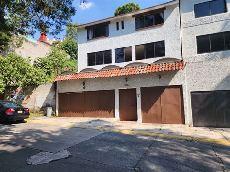 Venta Casa En Fraccionamiento En Lomas De La Herradura Huixquilucan De