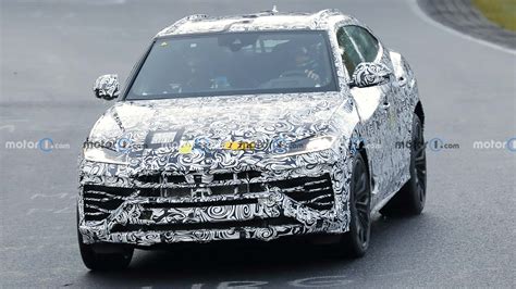 Lamborghini Urus Pushes Its New Plug In Hybrid