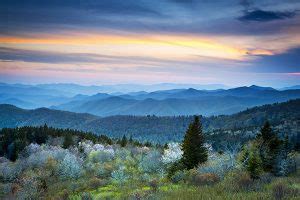 Tour the Blue Ridge Parkway Asheville Bed and Breakfast Inn North Lodge ...