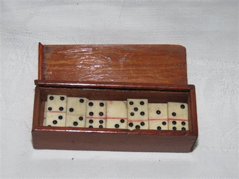 Antiques Atlas Treen Miniature Domino Set