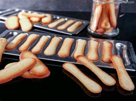 Langues de Chat Biscuits - Recipe with images - MeilleurduChef.com