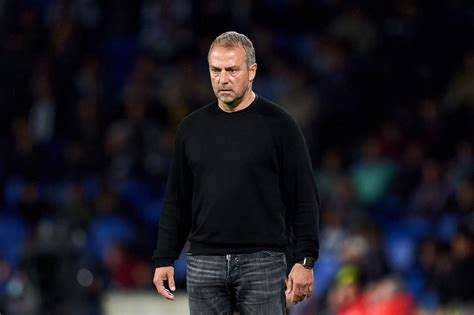 Injured Barcelona superstar unlikely to be fit in time for their UCL ...