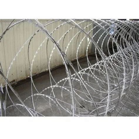 Iron Galvanized Concertina Coils Wire Fence Wire Diameter 2 6mm To 2 8mm Single Razor At ₹ 75