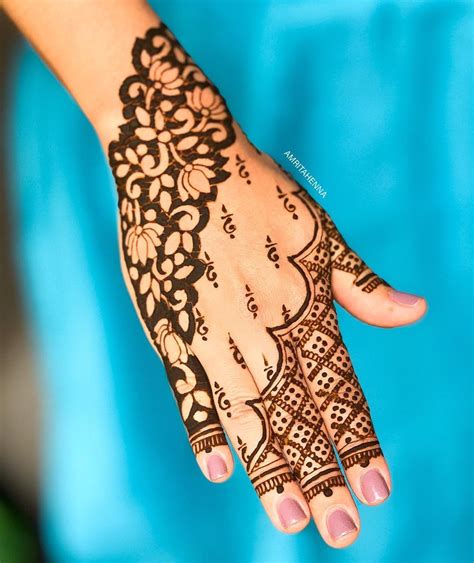 Unique Back Hand Mehndi Designs For The Bridesmaids Wedmegood