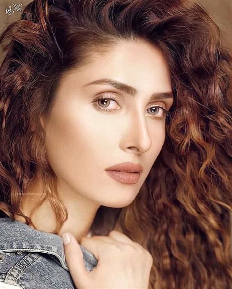 Beautiful Pictures Of Ayeza Khan From Her Recent Photoshoot Showbiz Pakistan