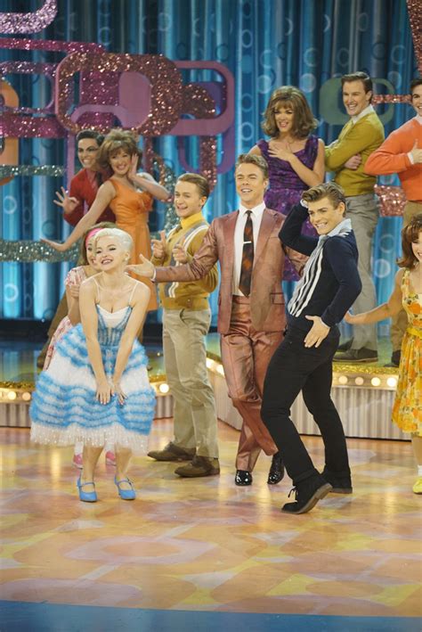 Video Derek Hough Introduces The Nicest Kids In Town On Hairspray