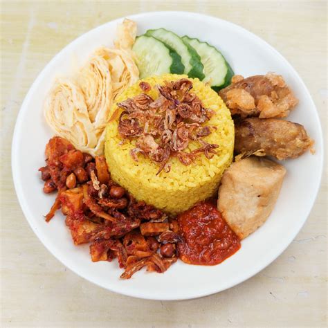 Resep Nasi Kuning Rice Cooker Pulen Dan Gurih Lins Cakes