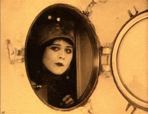 Theda Bara In A Fool There Was Bara Silent Film Film