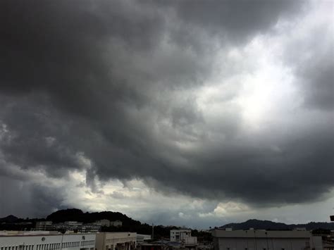 Metmalaysia Issues Thunderstorm Warning For Terengganu Pahang And