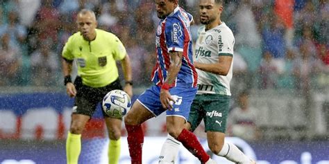 Gol De Thaciano Bahia Vence O Palmeiras E Quebra Jejum De 35 Anos